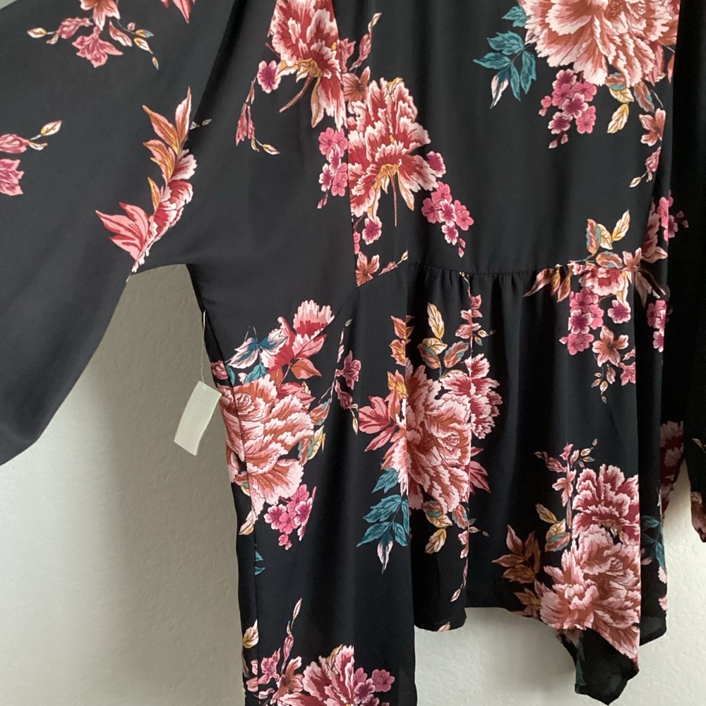 \Style & Co\ NWT Floral Embroidered Blouse - Picture 15 of 16